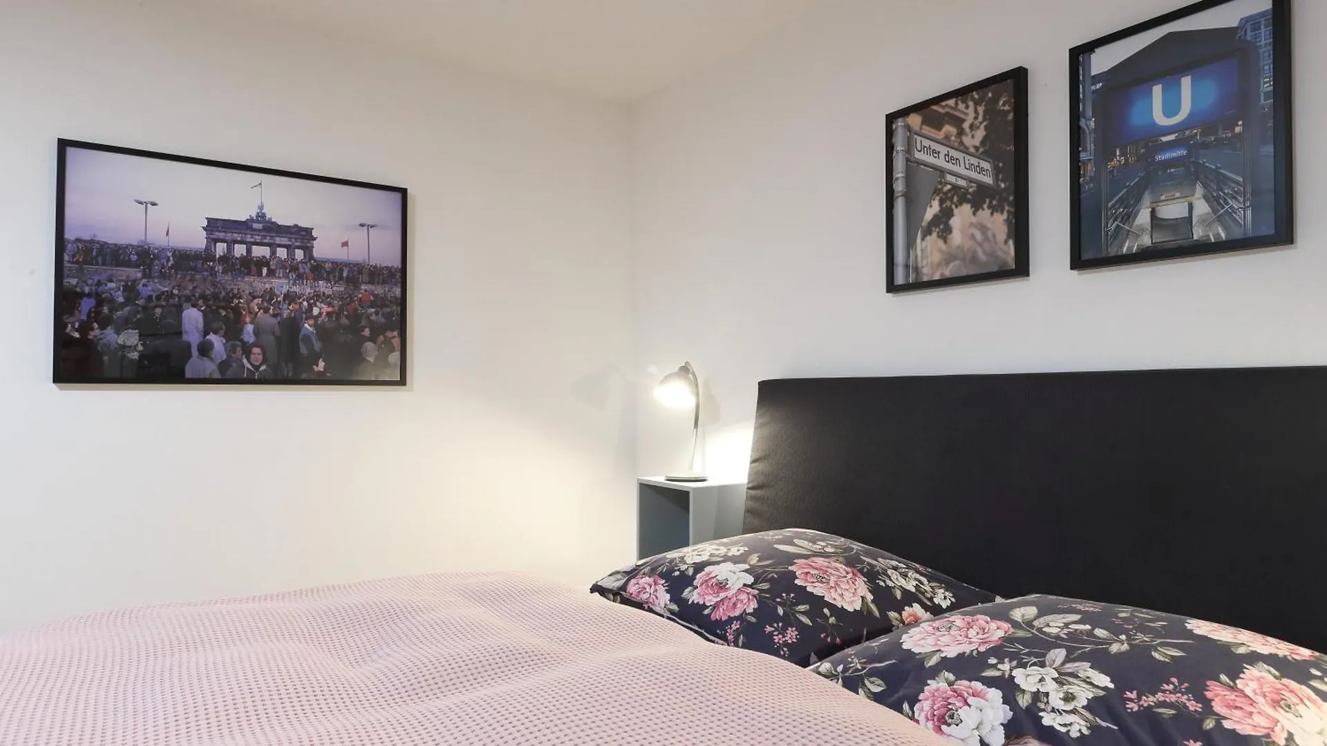 N15 - Room22 Apartment Familyhouse Berlin Germany