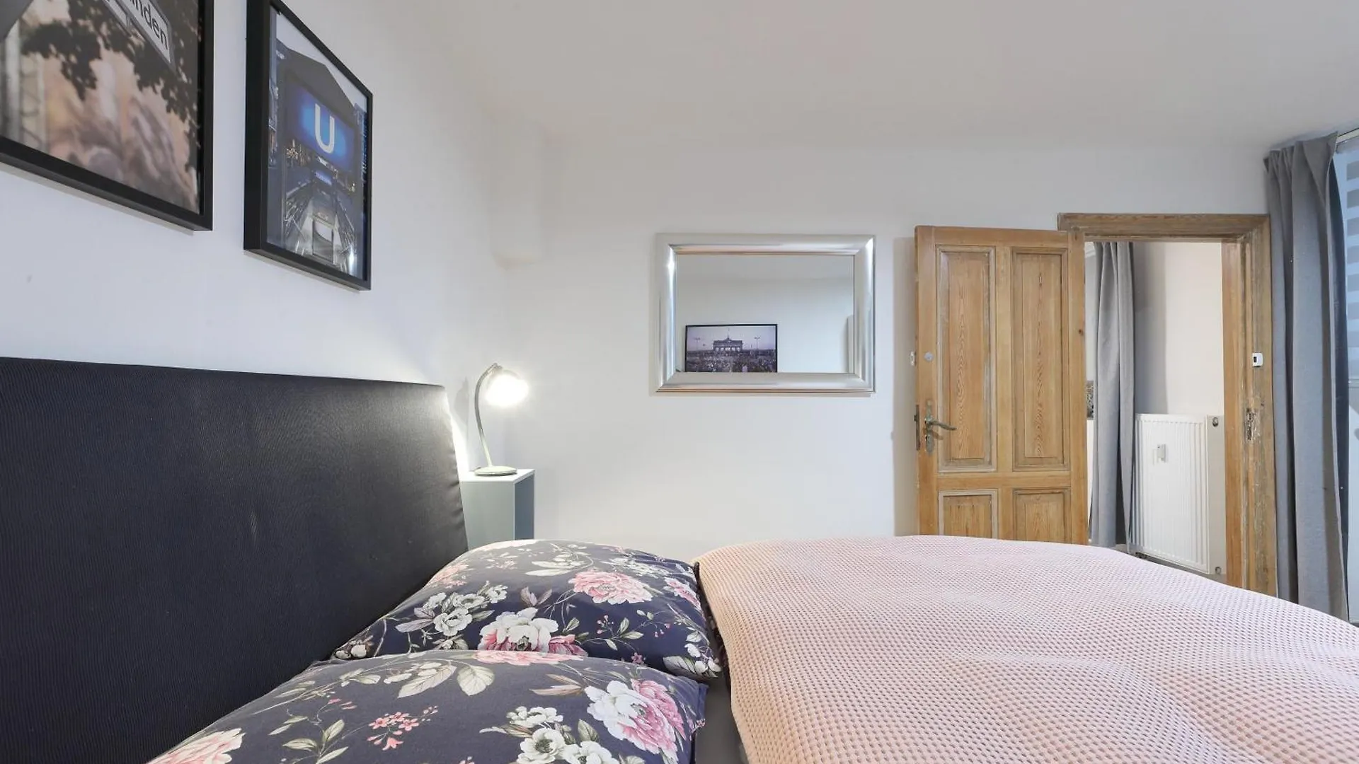 N15 - Room22 Apartment Familyhouse Berlin